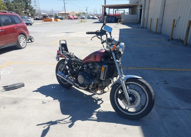 1982 HONDA VF750C
