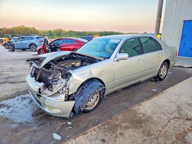 2002 LEXUS LS