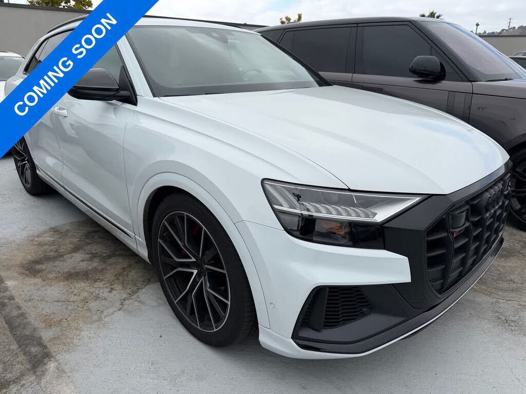 2023 AUDI SQ8