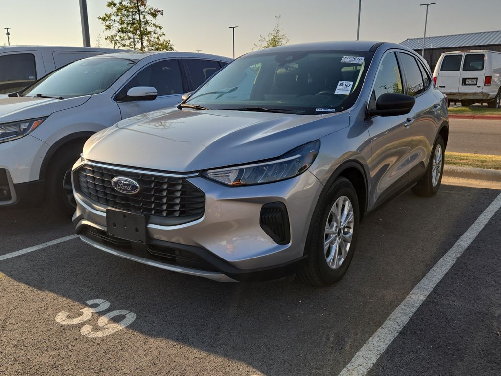 2024 FORD Escape