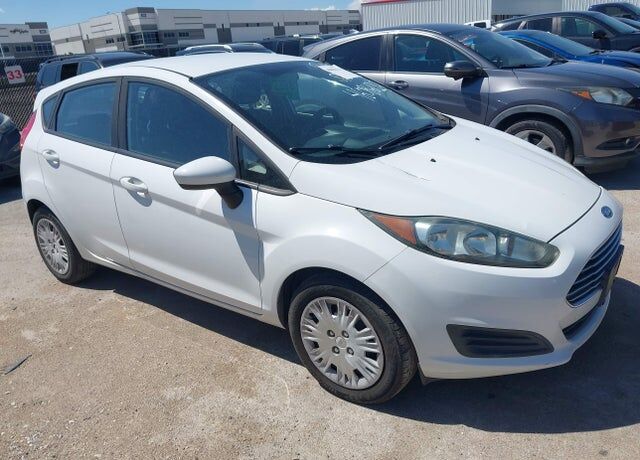 2016 FORD Fiesta