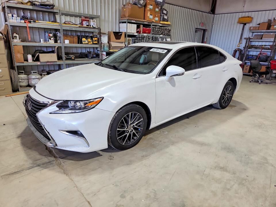 2017 LEXUS ES