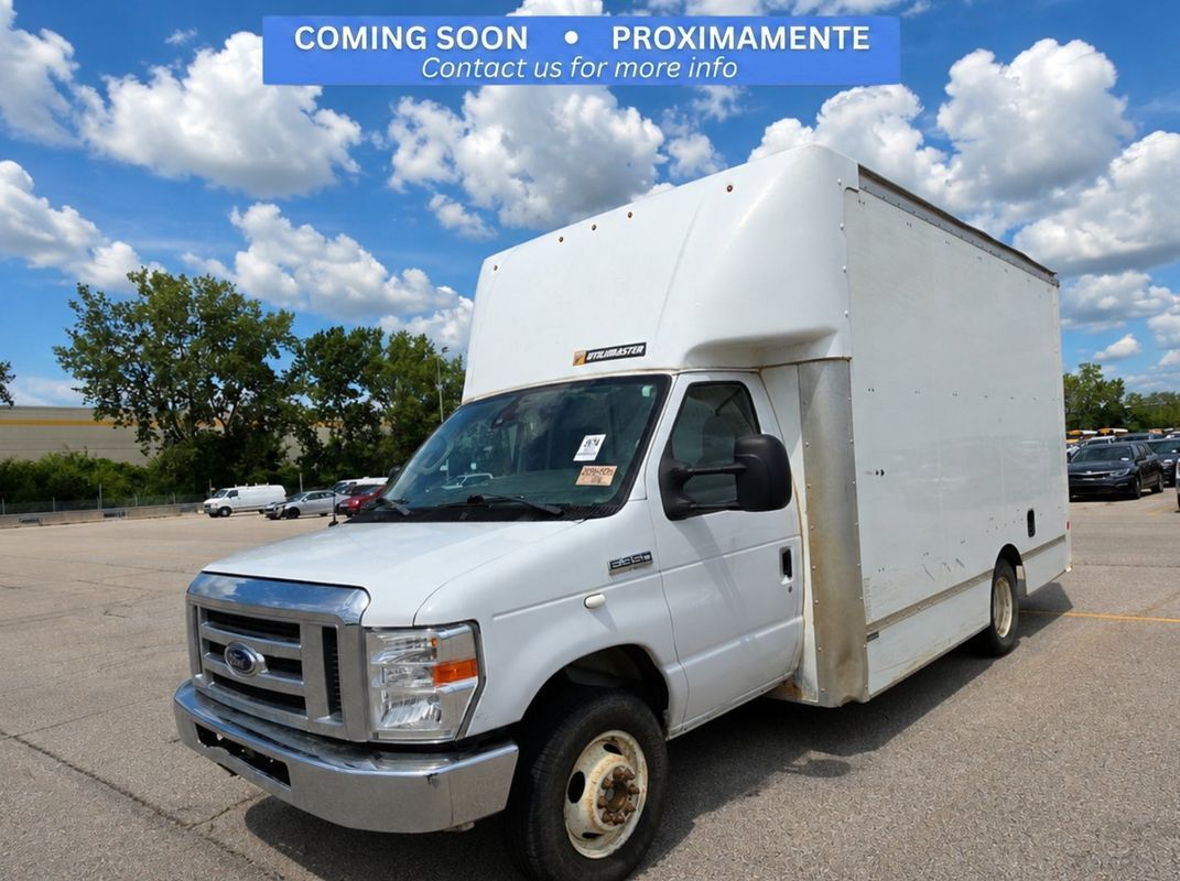 2022 FORD E-350