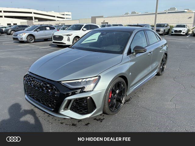 2023 AUDI RS3
