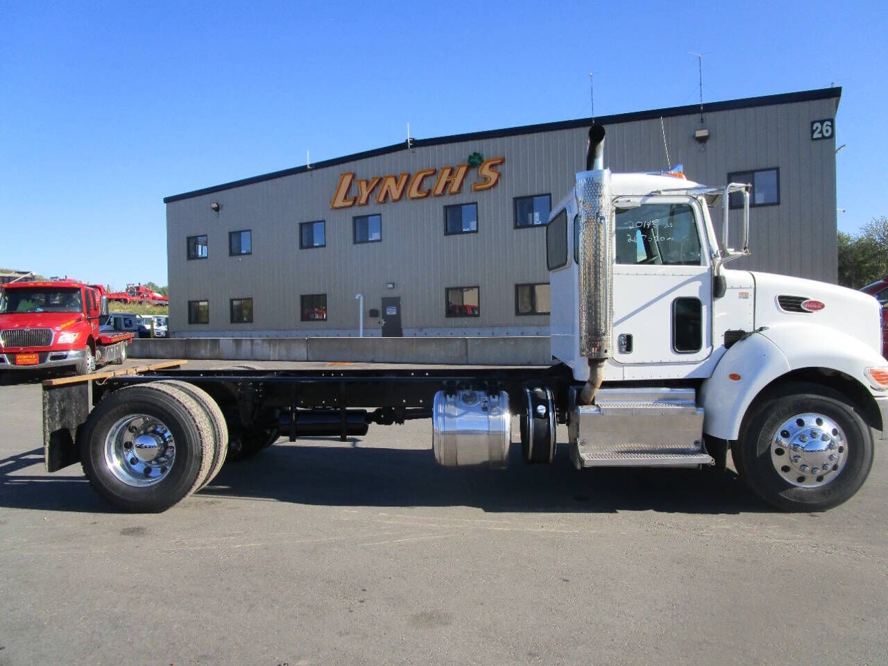 1984 PETERBILT 337