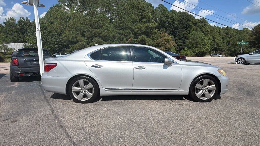 2012 Lexus LS