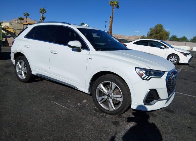 2023 AUDI Q3