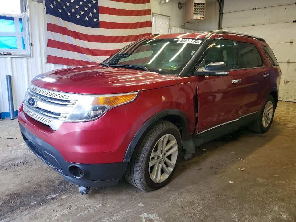 2013 FORD Explorer