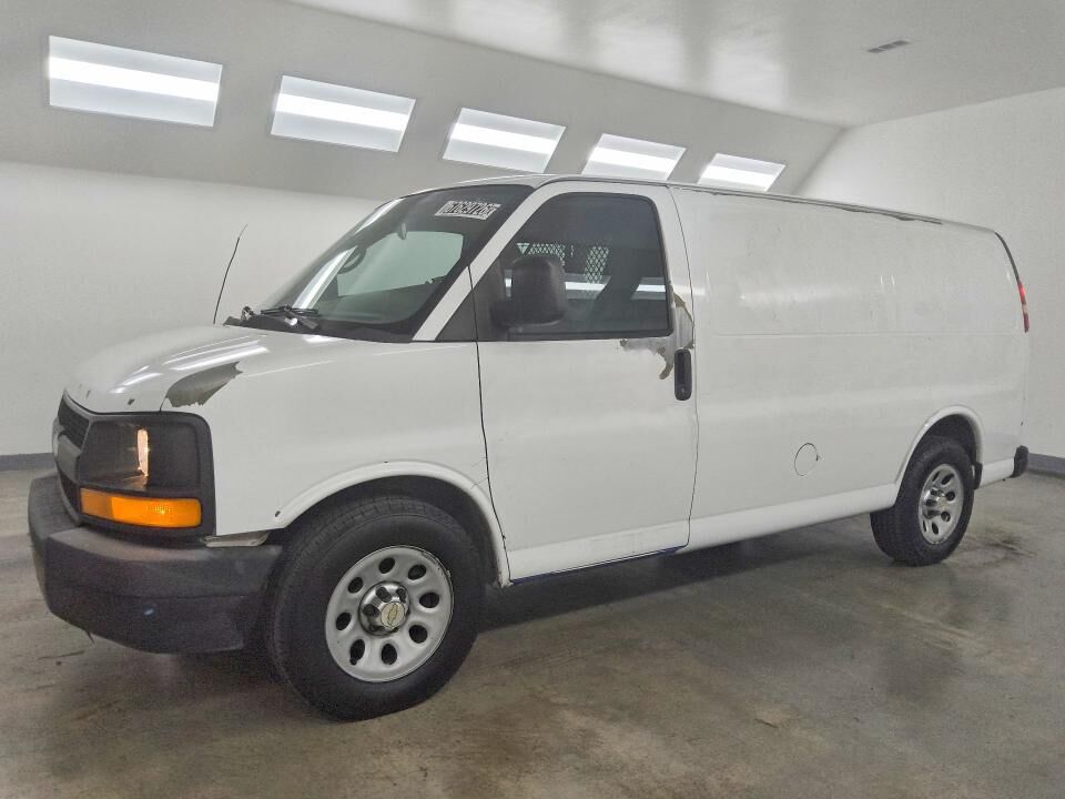 2012 CHEVROLET Express