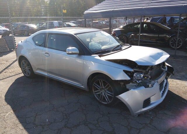 2011 TOYOTA SCION