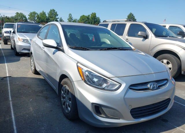 2017 HYUNDAI Accent