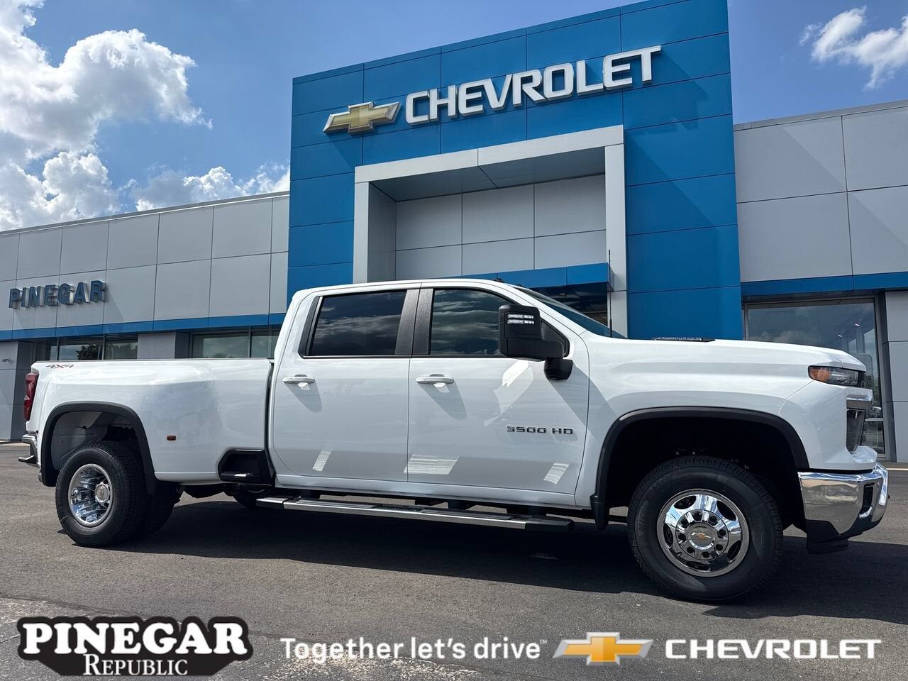 2026 CHEVROLET Silverado HD