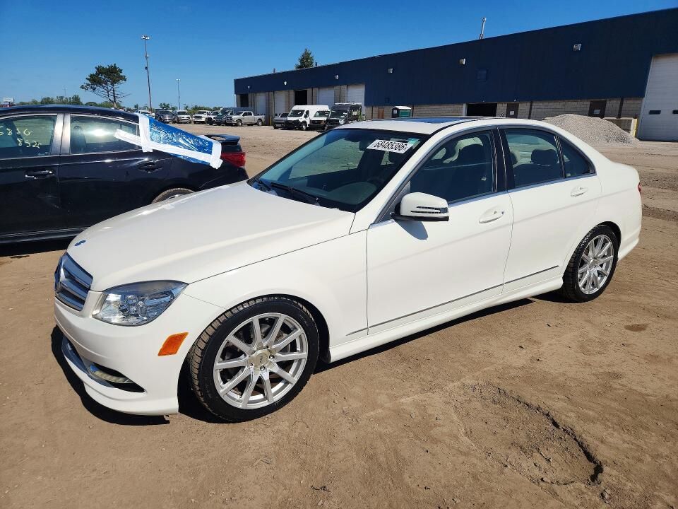 2011 MERCEDES-BENZ C-Class