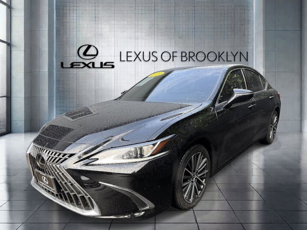2023 LEXUS ES