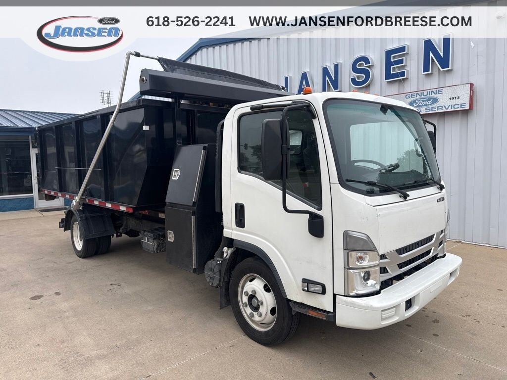2024 ISUZU NRR