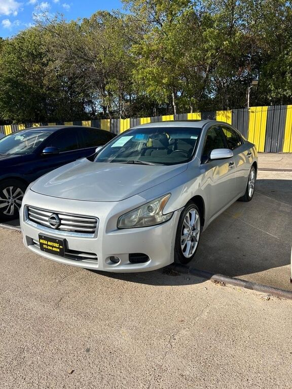 2012 NISSAN Maxima