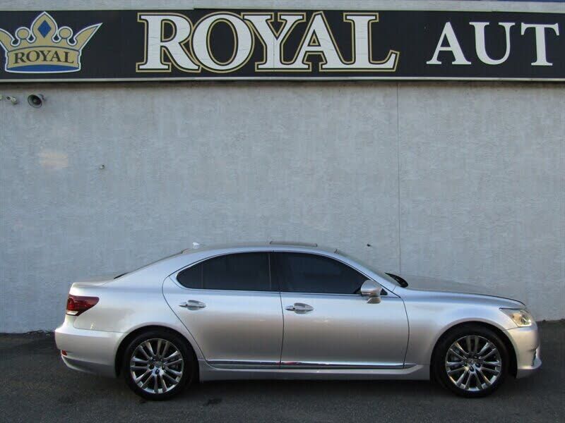 2013 Lexus LS