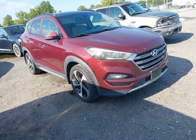 2017 HYUNDAI Tucson