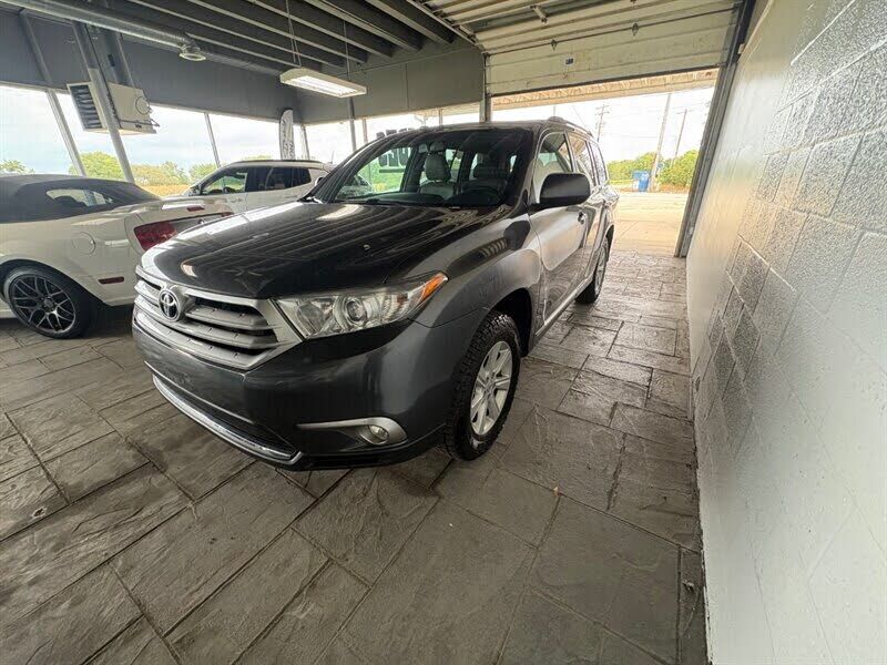 2013 TOYOTA Highlander