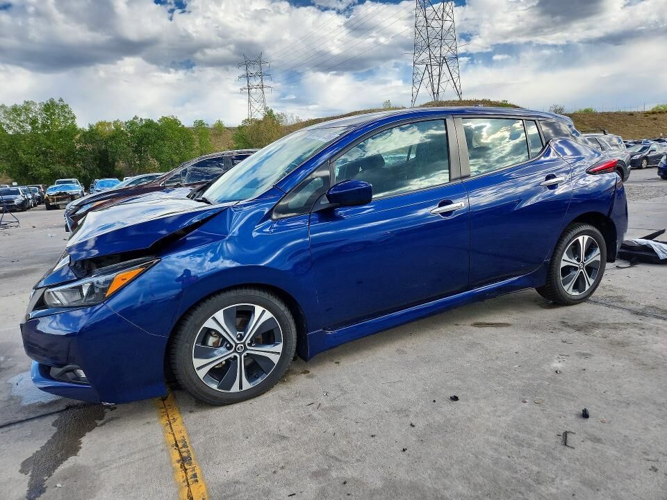 2022 NISSAN Leaf