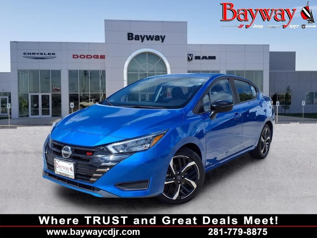 2023 NISSAN Versa