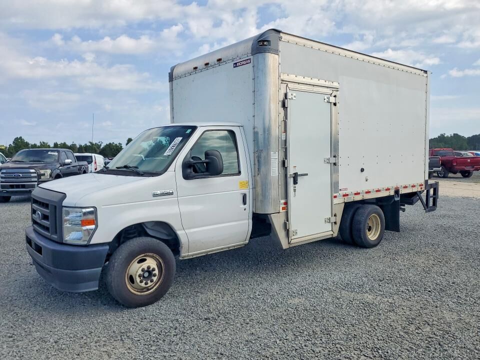 2021 FORD E-350