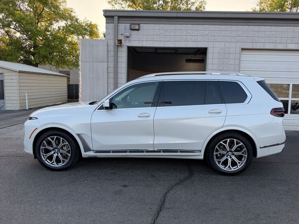 2026 BMW X7