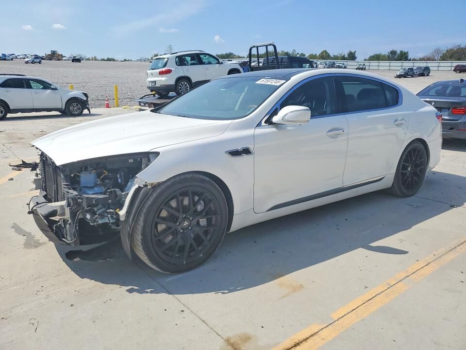 2017 KIA K900