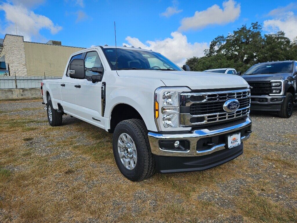 2024 FORD F-250