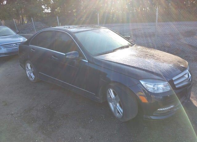 2011 MERCEDES-BENZ C-Class