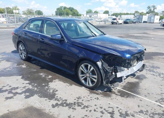 2016 MERCEDES-BENZ E-Class