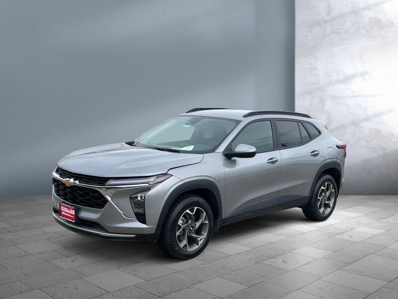 2024 CHEVROLET Trax