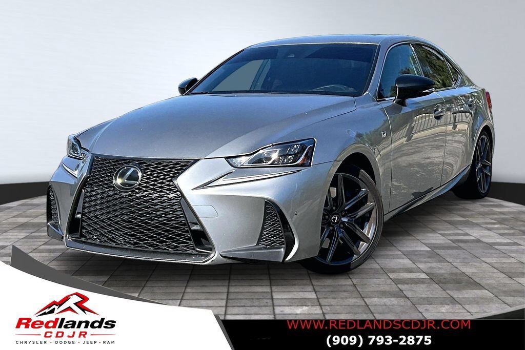 2019 LEXUS IS