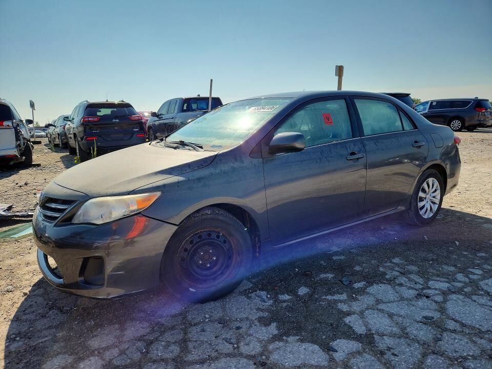 2013 TOYOTA Corolla