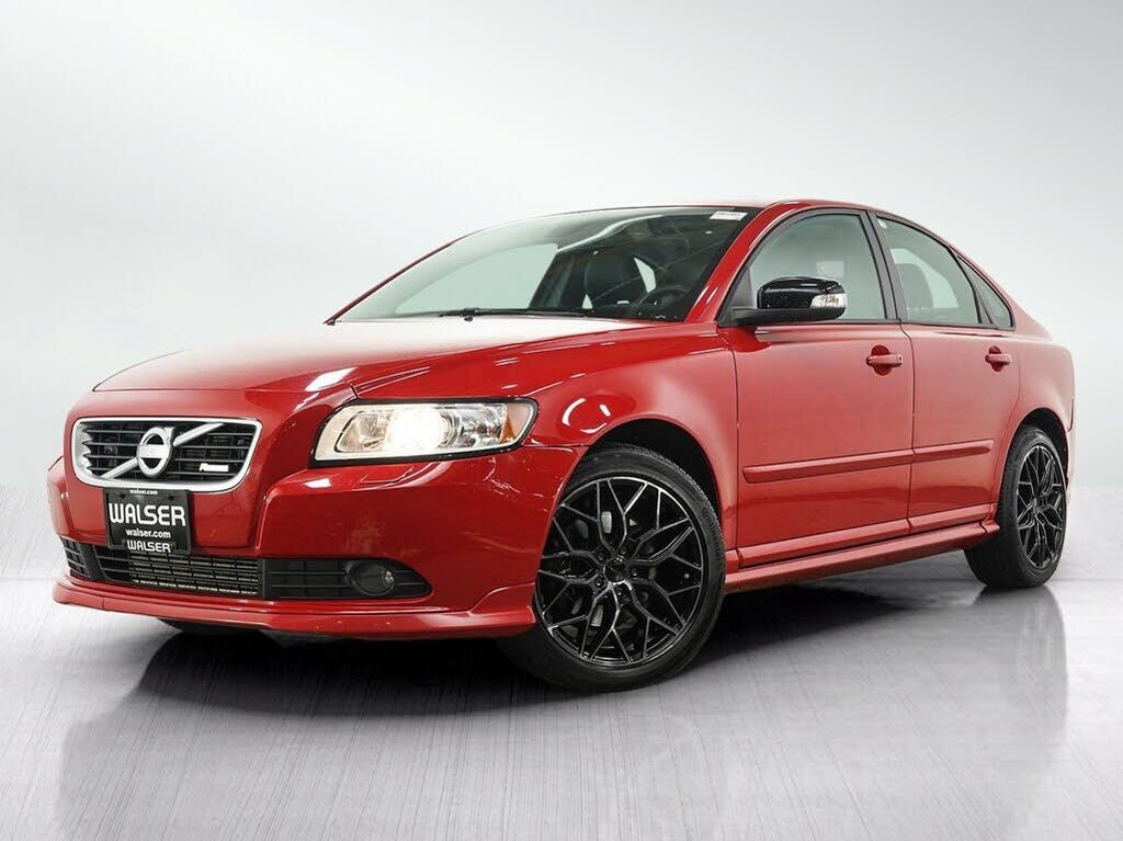 2011 VOLVO S40