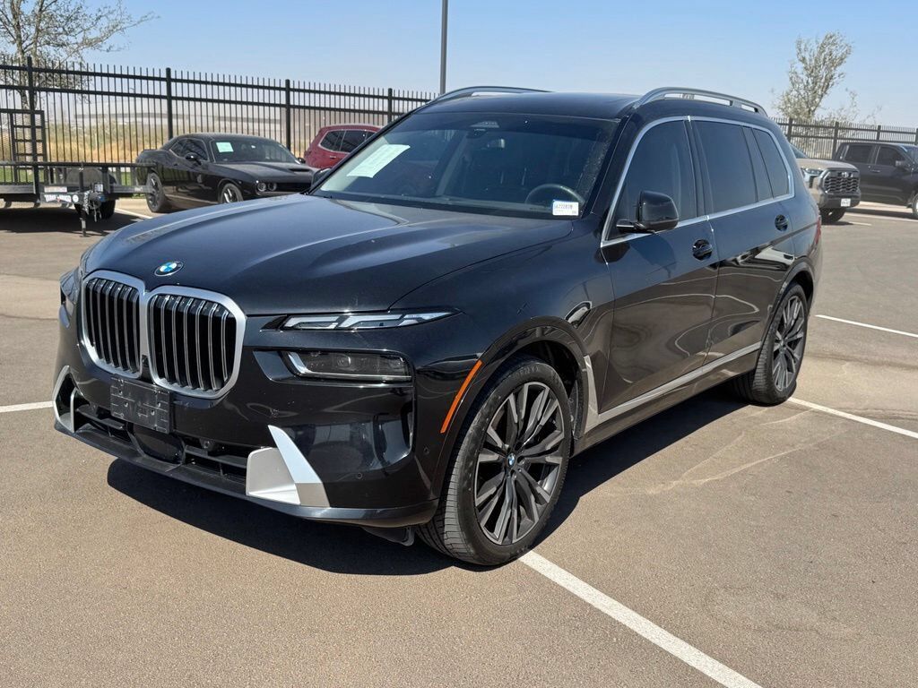 2025 BMW X7