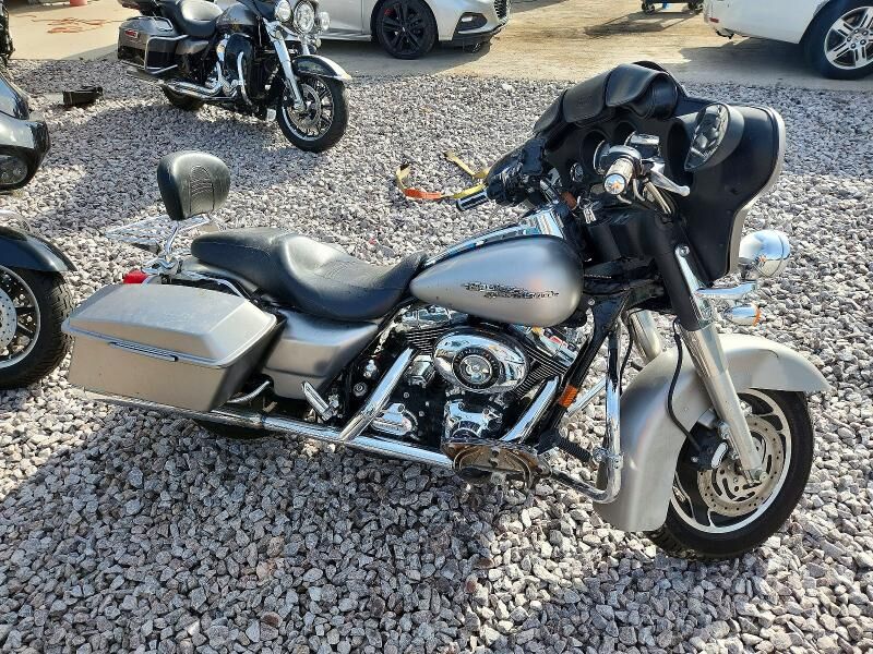 2007 HARLEY DAVIDSON Street Glide