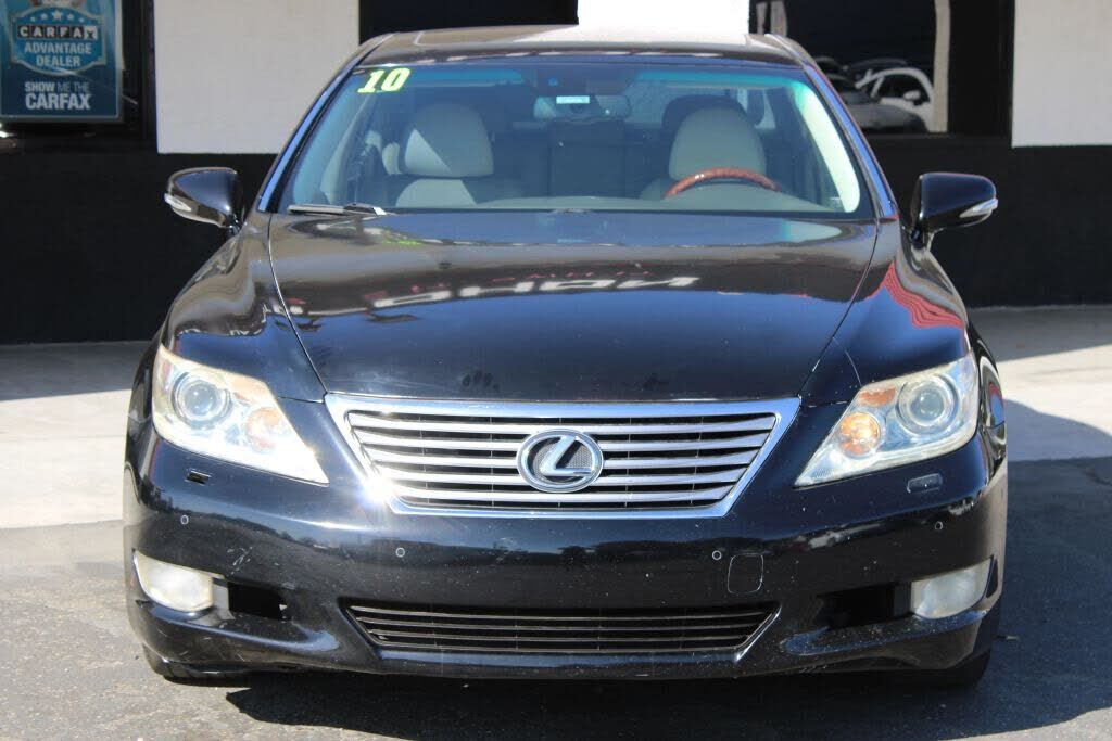 2010 Lexus LS