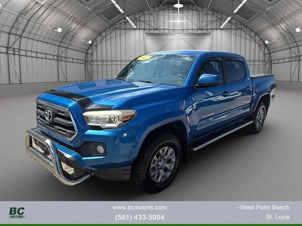2017 TOYOTA Tacoma