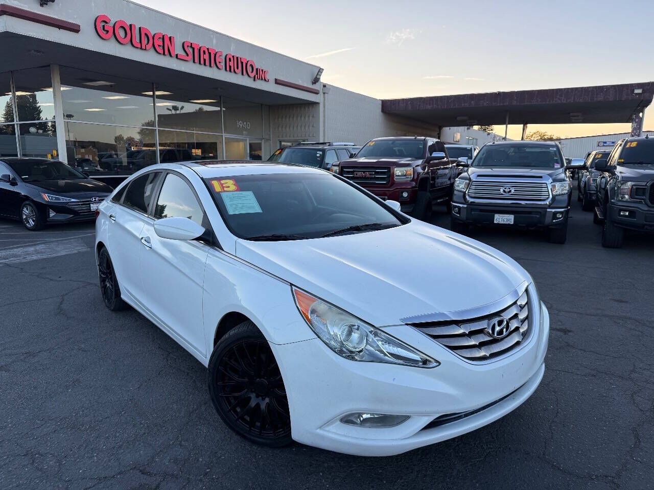 2013 HYUNDAI Sonata