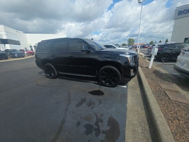 2016 CADILLAC Escalade