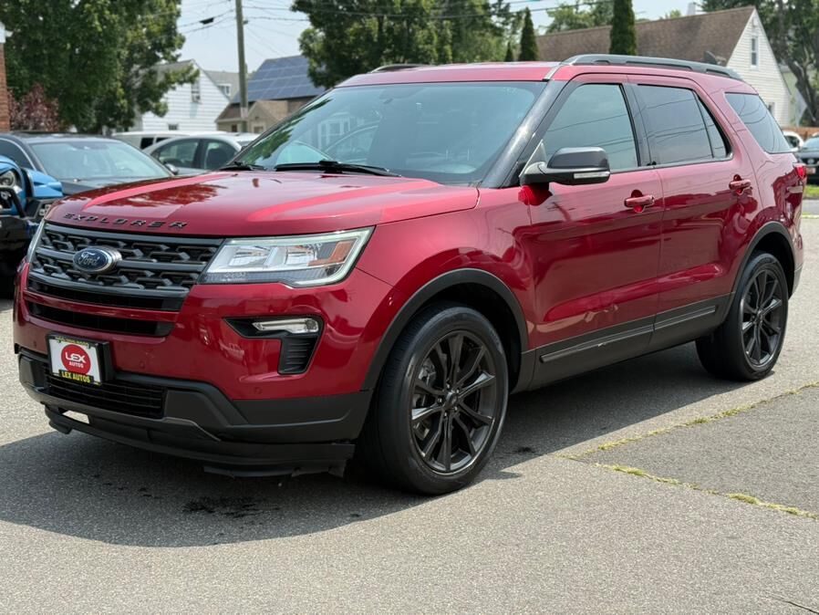 2019 FORD Explorer