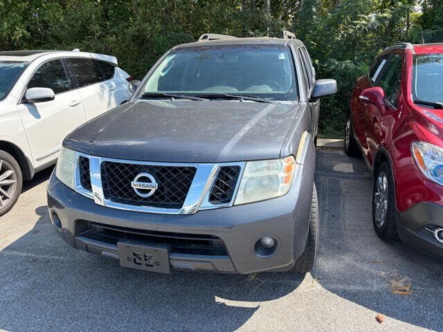 2011 NISSAN Pathfinder