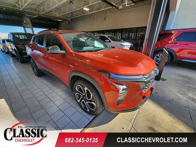 2024 CHEVROLET Trax