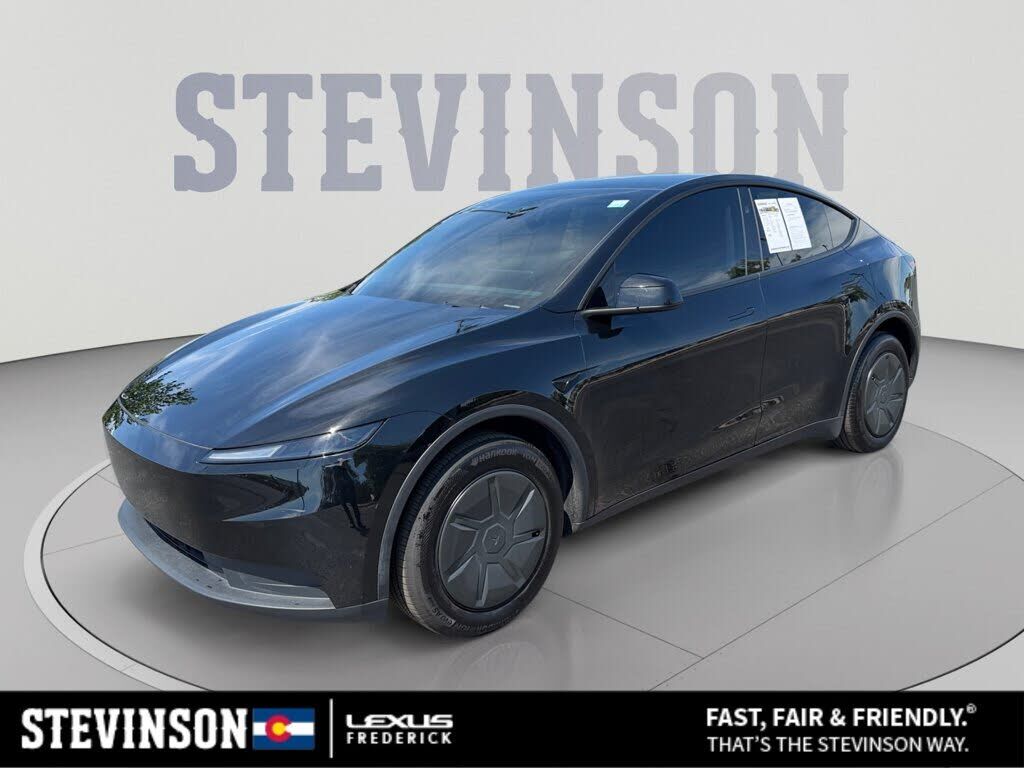 2026 TESLA Model Y