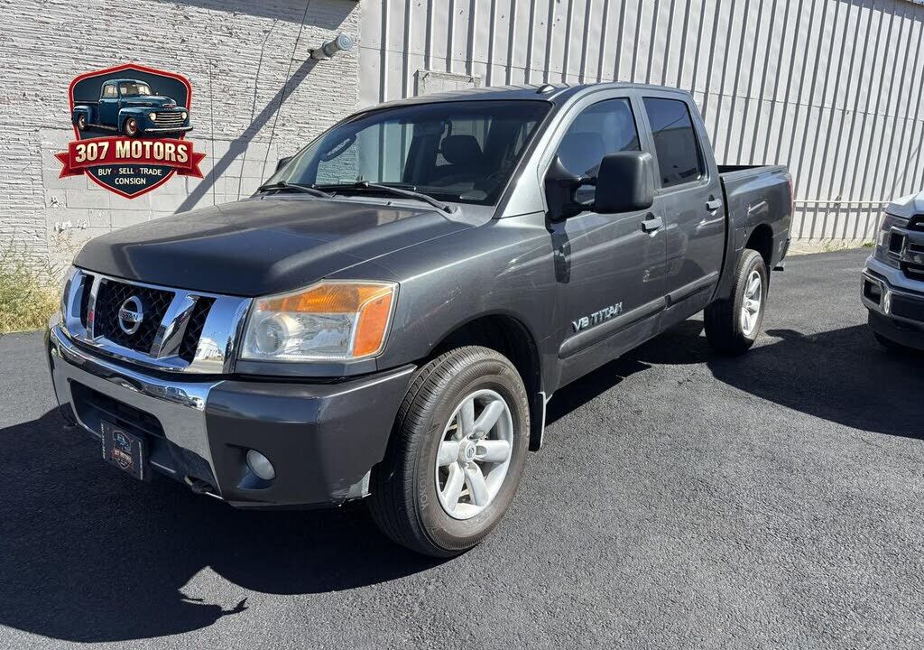 2011 NISSAN Titan