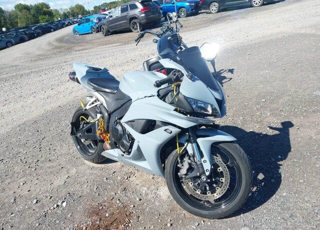 2008 HONDA CB