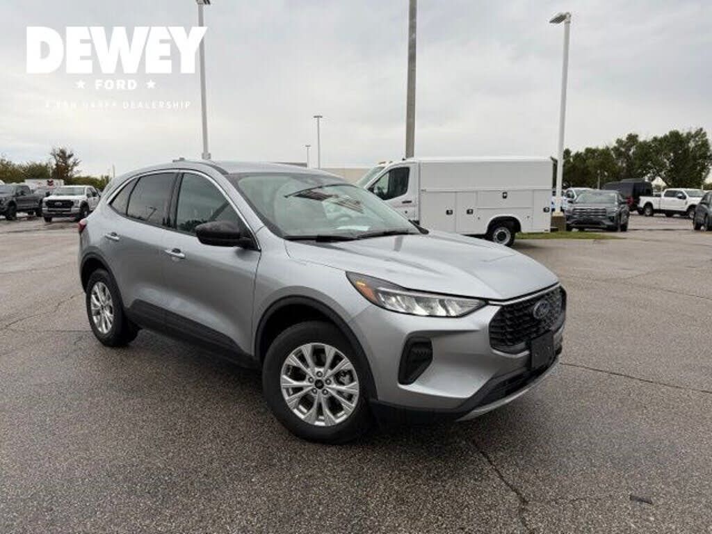 2024 FORD Escape