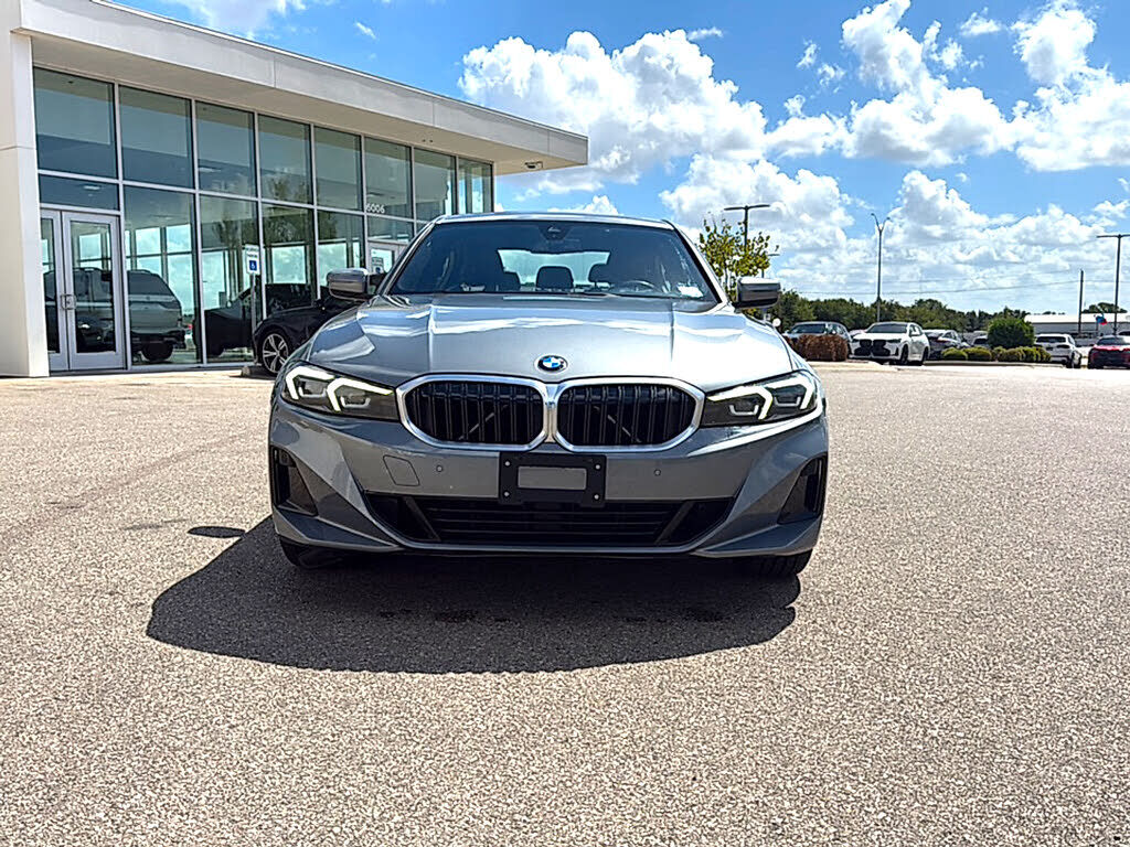 2024 BMW 330i