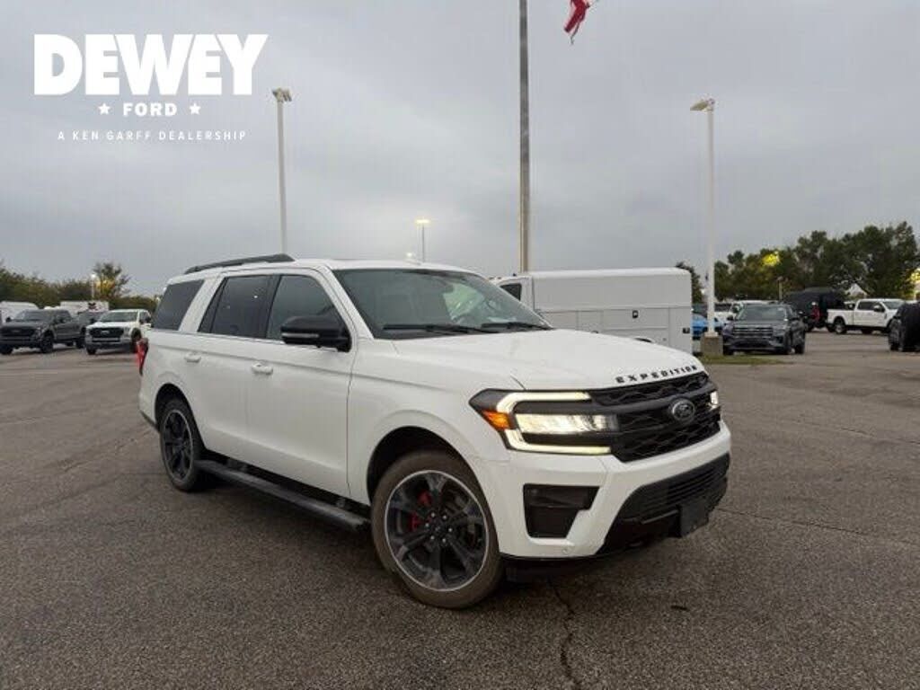 2022 FORD Expedition